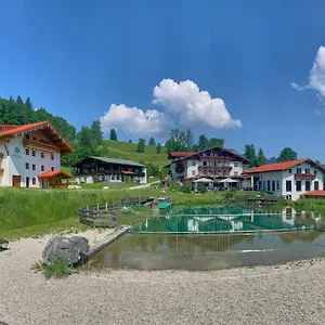 https://aktiv-und-wellnesshotel-reissenlehen.com-bavaria.com